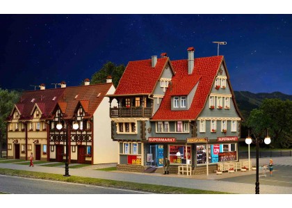 Supermarket cu interior si iluminare - H0 Vollmer 43660